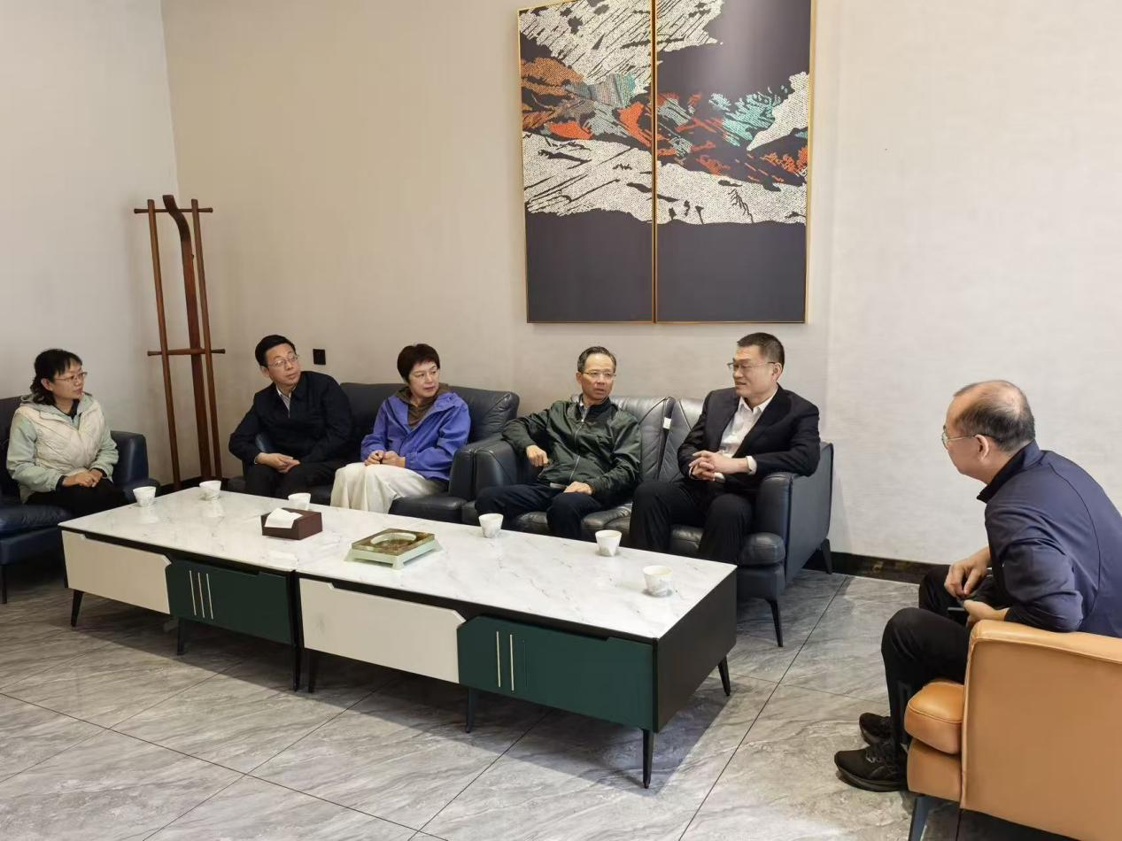 图片2 图片2